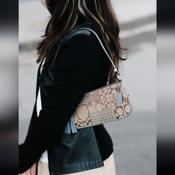 Vintage Coach 3693 Patchwork Python Trim Mini Shoulder Bag - Picture 10 of 10